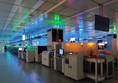 你們誤會了 小米10至尊版根本不是日常機,而是一塊小米紀(jì)念碑